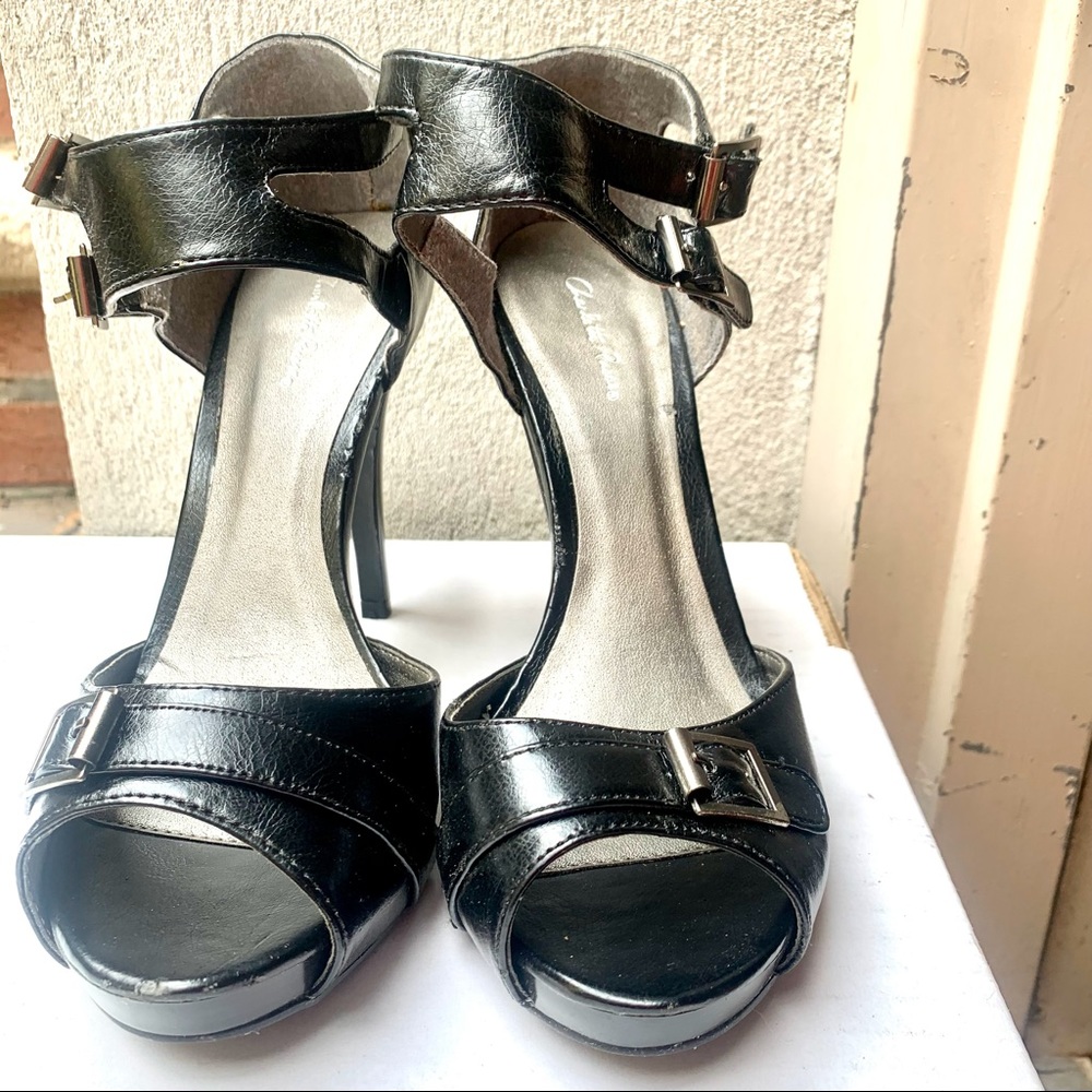 Heel sandals